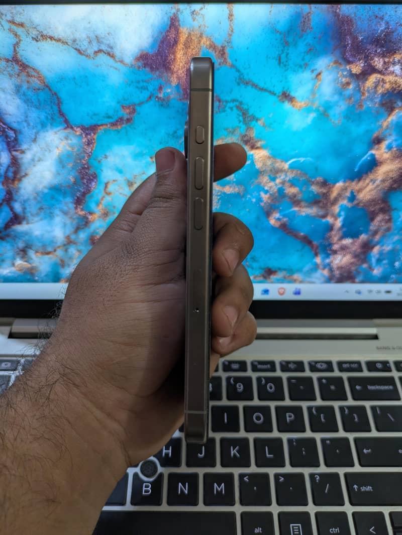 Apple iPhone 15 Pro 5