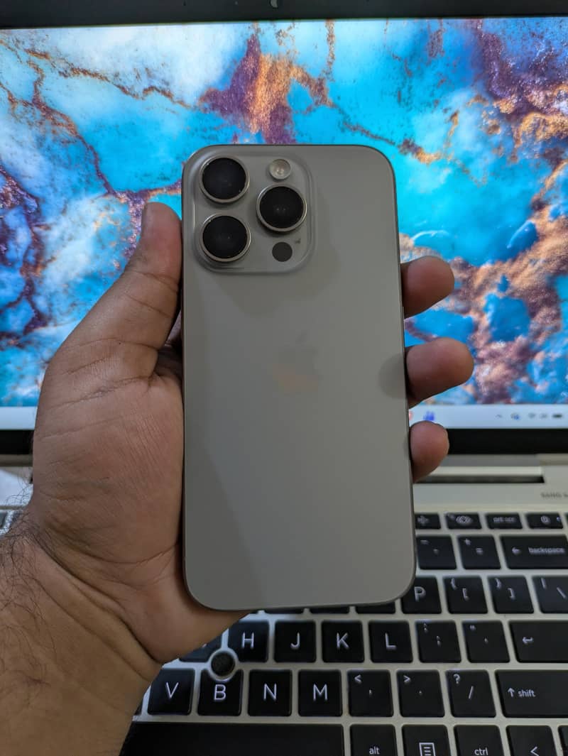 Apple iPhone 15 Pro 6