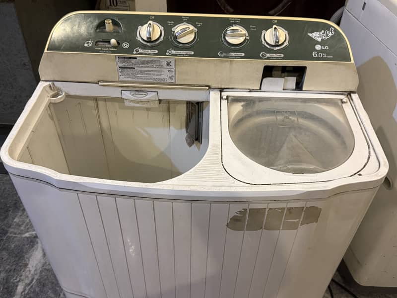 LG semi automatic machine 0