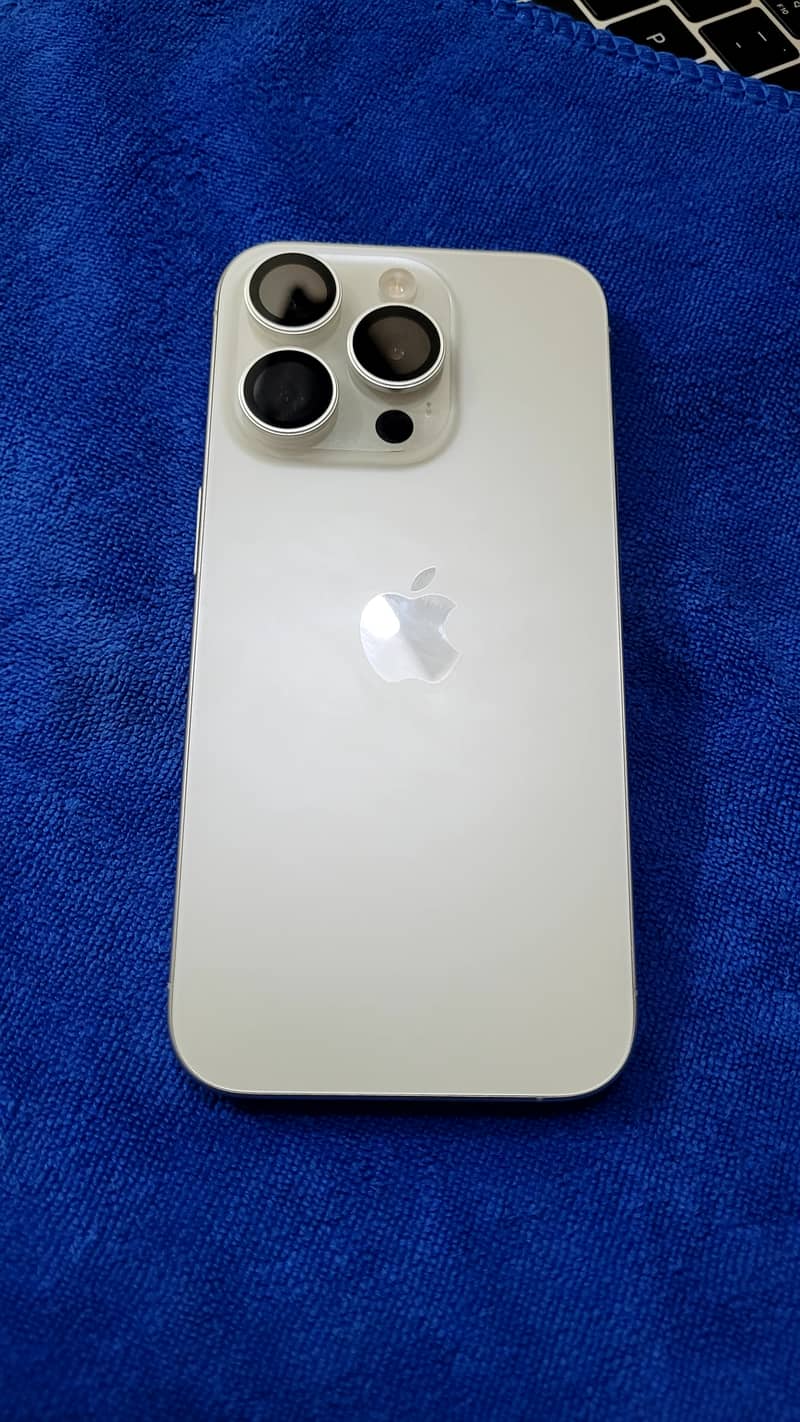Apple iPhone 15 Pro 9