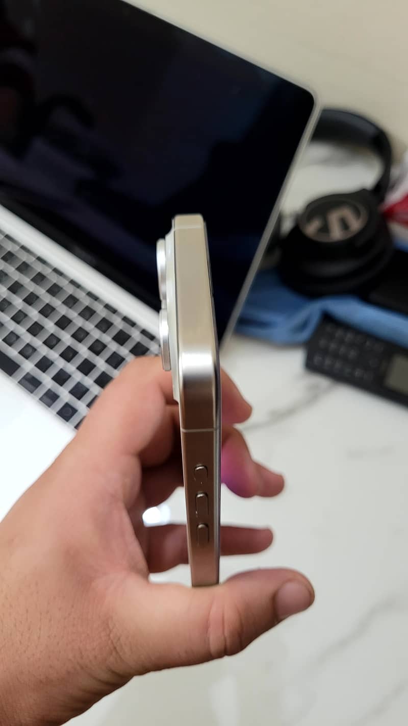 Apple iPhone 15 Pro 10
