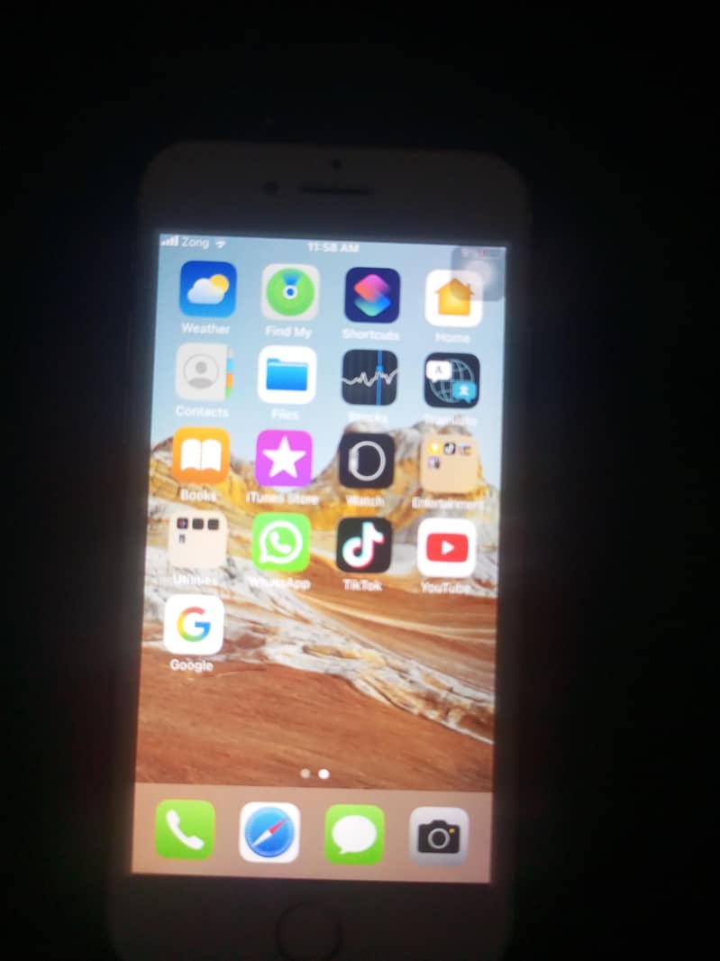IPhone 7 4