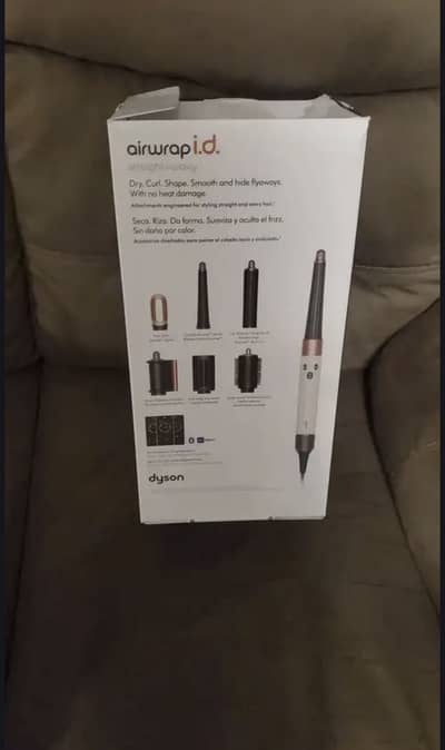 Dyson airwrap i. D. HS08