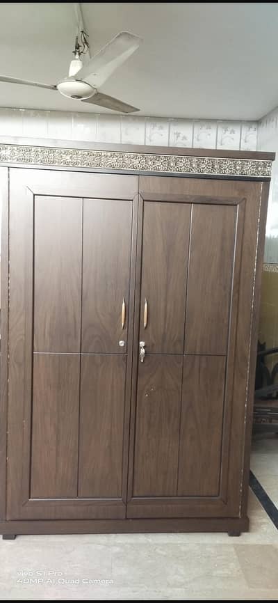Beautiful Wooden 2 Door Wardrobe / Almari | Excellent Condition