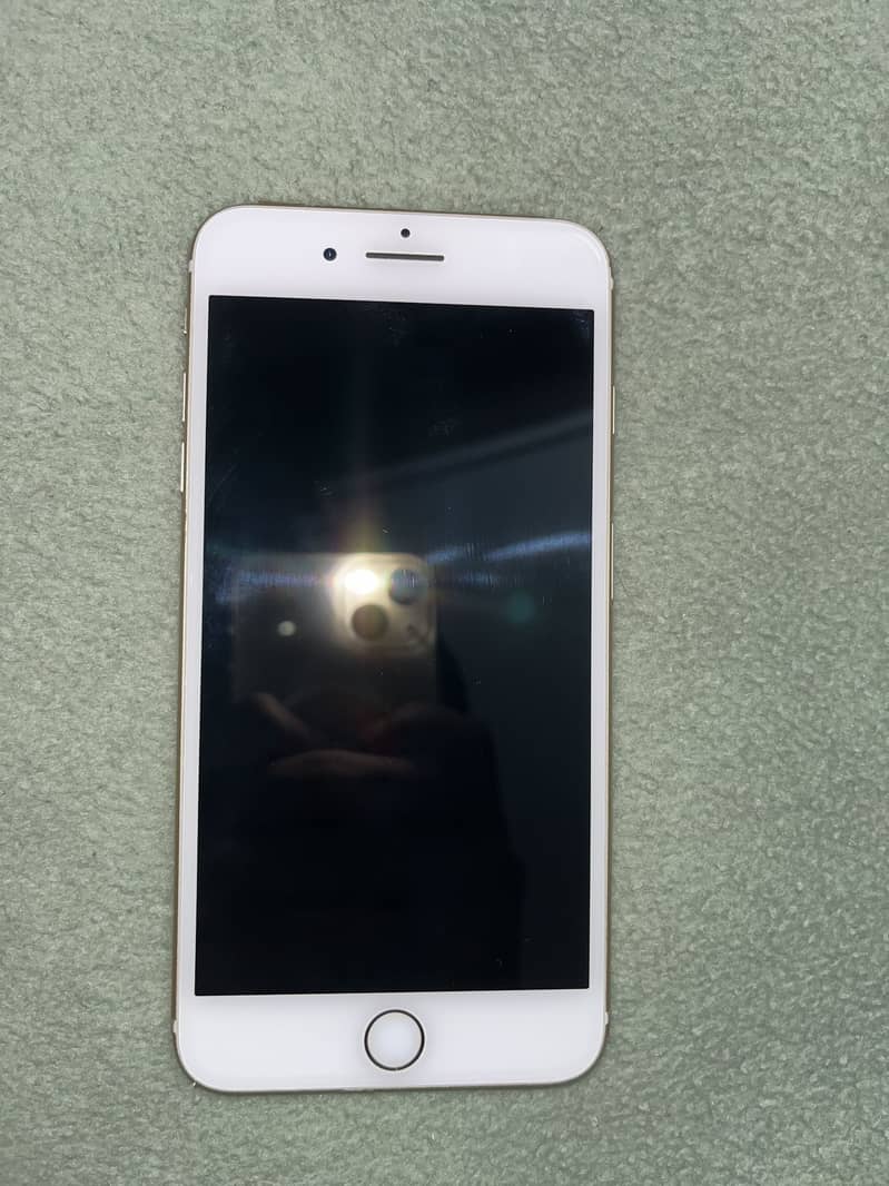 Apple iPhone 7 Plus 3
