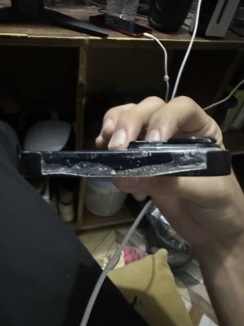 Apple iPhone 14 4