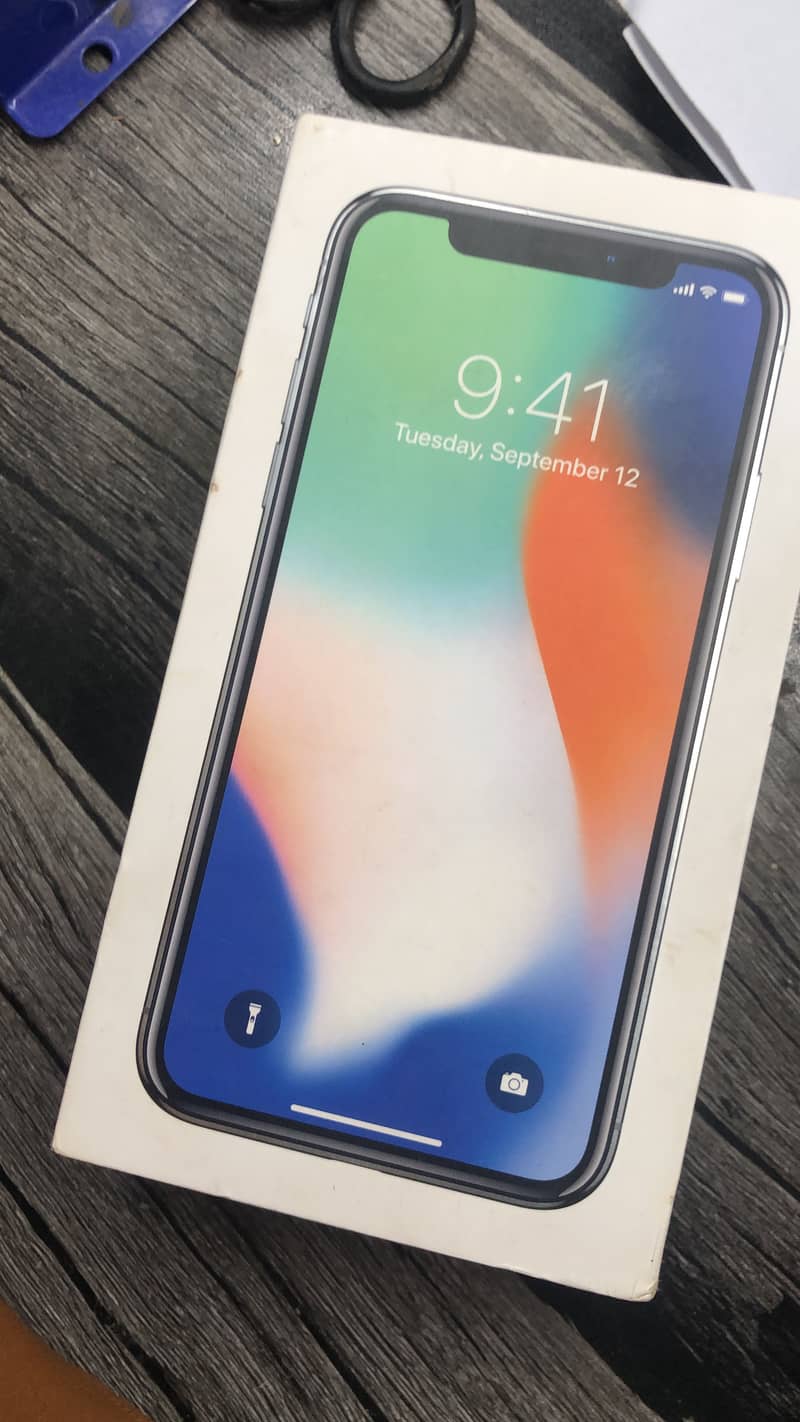 Apple iPhone X 0
