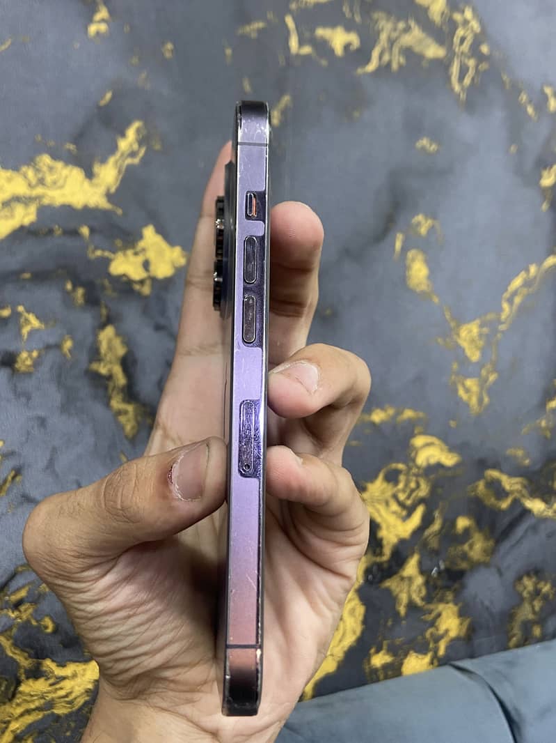Apple iPhone 14 Pro 8
