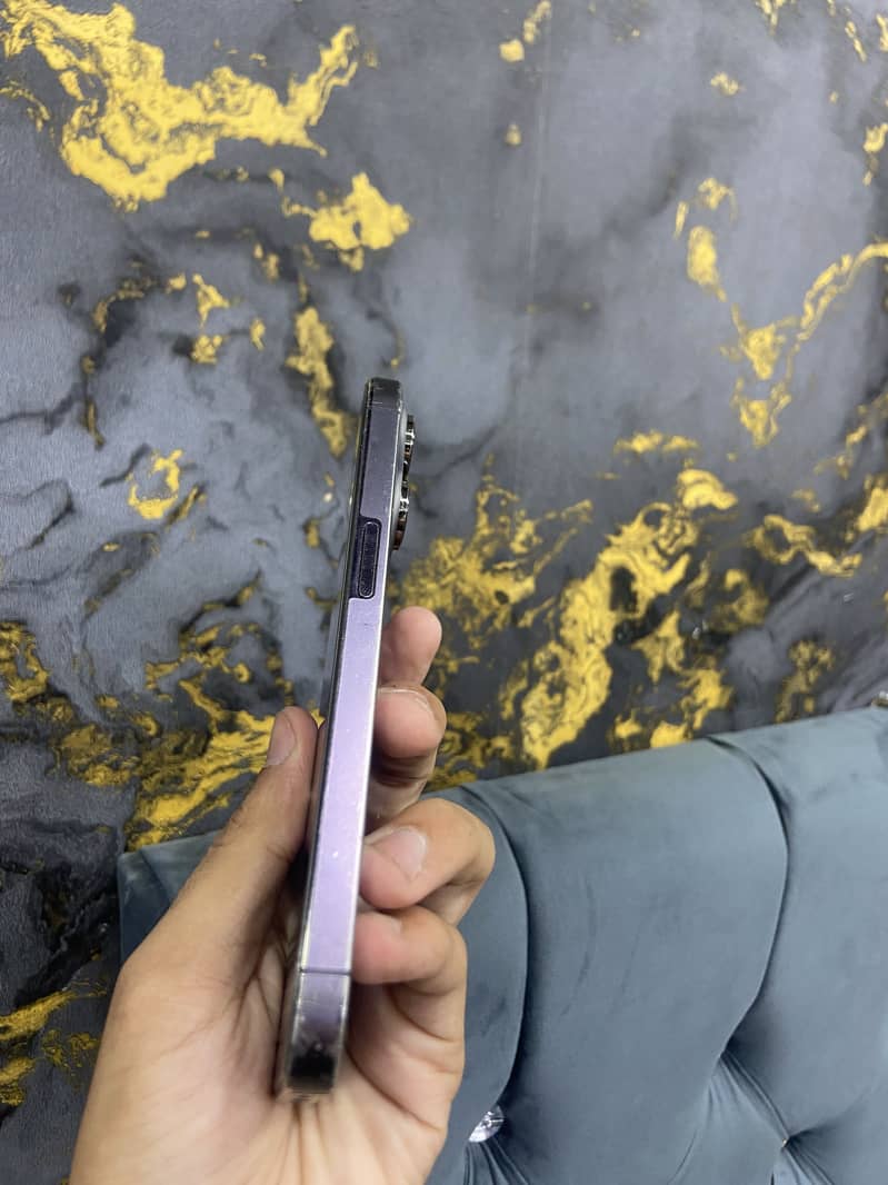 Apple iPhone 14 Pro 11