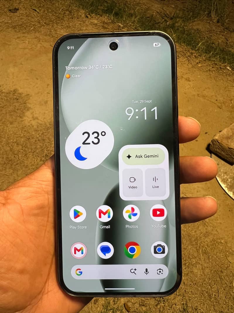 Google Pixel 10 5