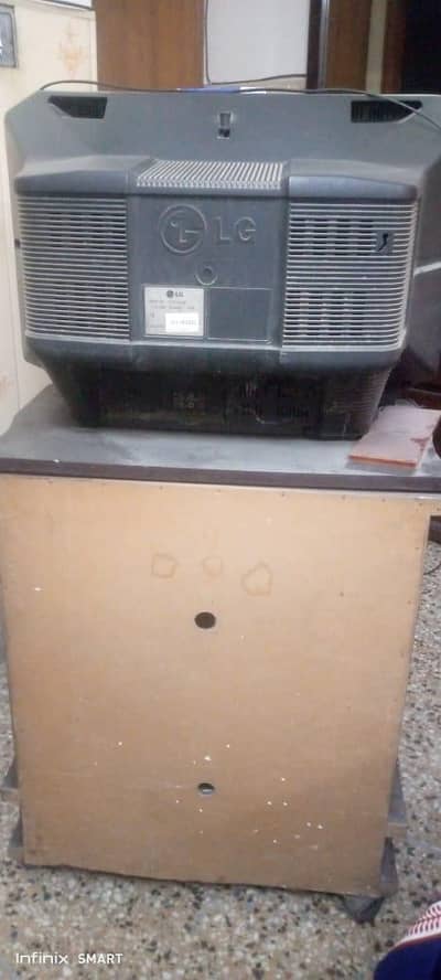 LG TV 21 inches with TV trolley