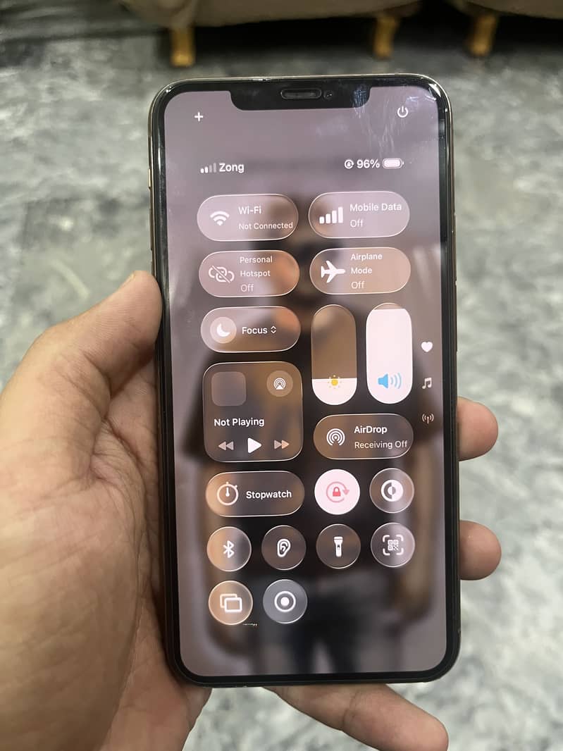Apple iPhone 11 Pro Max 1