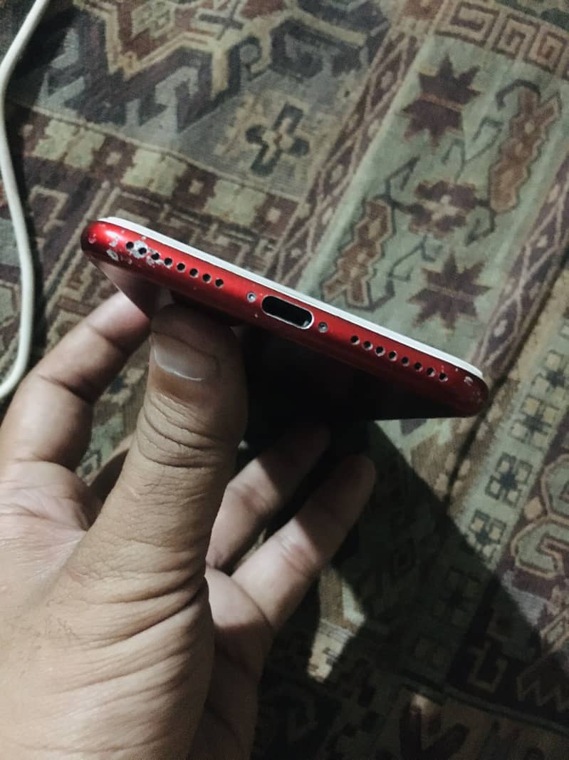 Apple iPhone 7 Plus 5