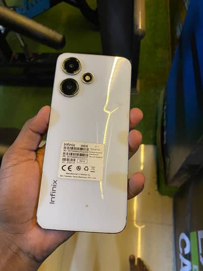 Infinix Hot 30 Play