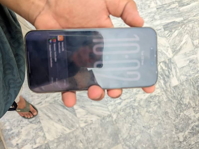Apple iPhone 16 Pro Max 3