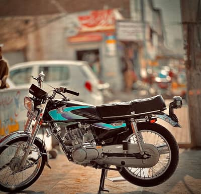 DOWN MODEL HONDA 125 2003 MODEL ALL RESTOR 10 BY 10