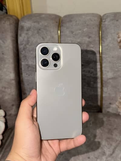 Apple iPhone 15 Pro Max