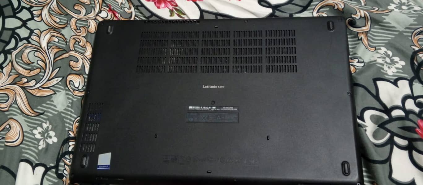 CORE I7 8TH GEN 1