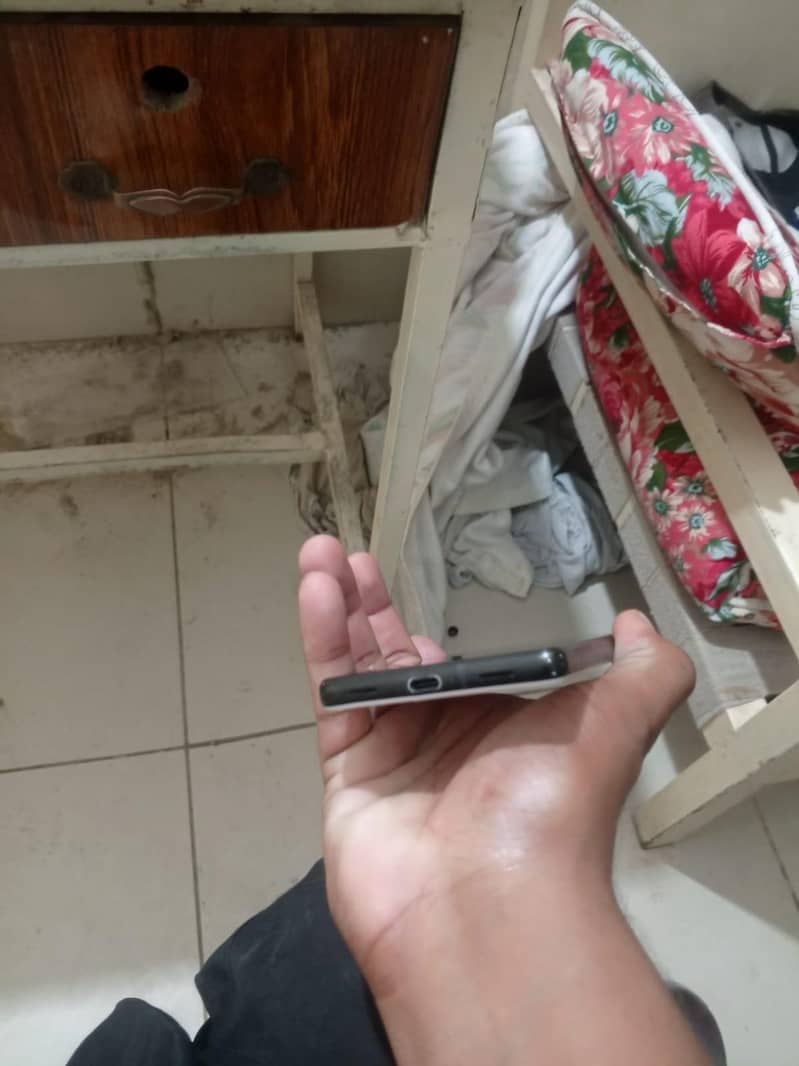 Google Pixel 6a 1