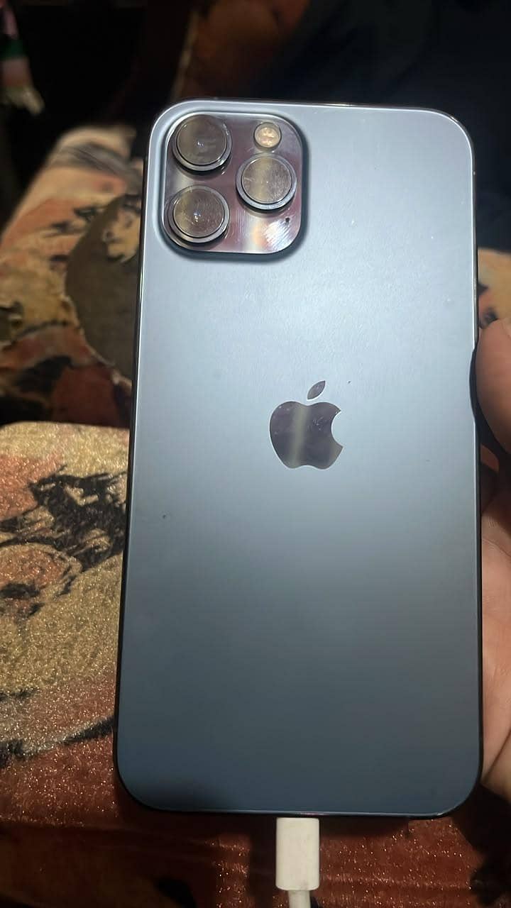 Apple iPhone 12 Pro Max 2