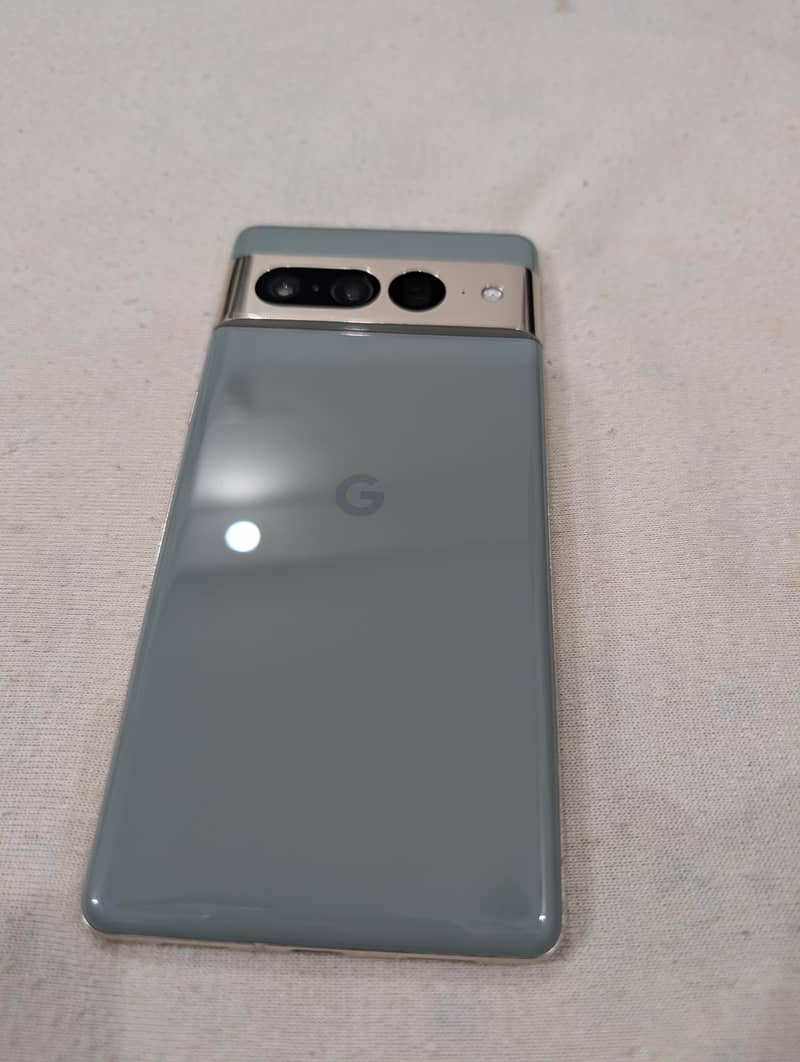 Google Pixel 7 Pro 0