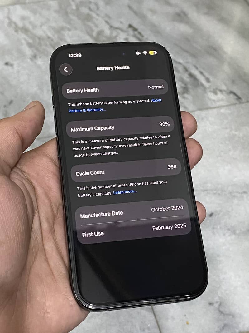 Apple iPhone 16 Pro 11