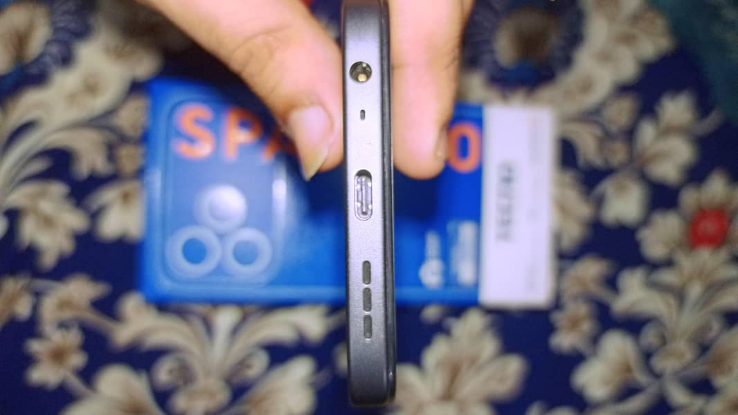 Tecno spark50 4