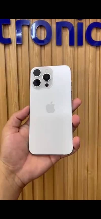 Apple iPhone 15 Pro Max
