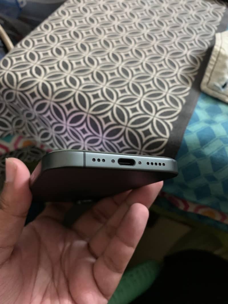 Apple iPhone 17 3