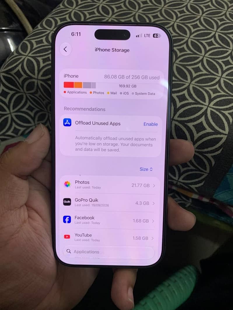 Apple iPhone 17 4