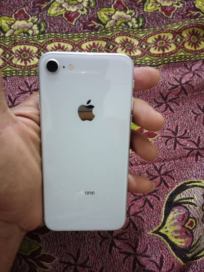 Apple iPhone 8