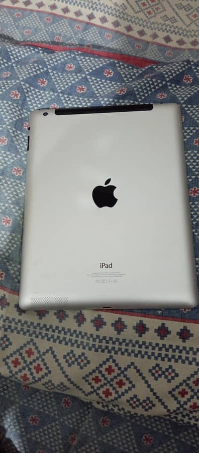 Apple iPad 16GB for Sale – Good Condition