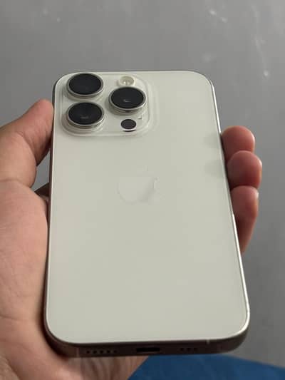 Apple iPhone 15 Pro Jv