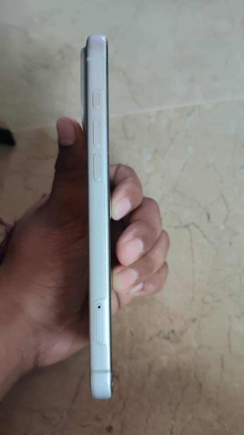 Apple iPhone 17 Pro Max 2