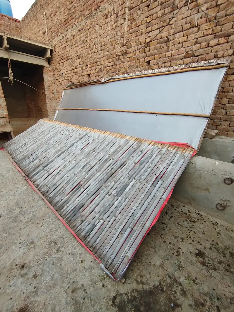 URGENT SALE bamboo shed roof 8x16 feet 2 piece double tarpal — photo 2