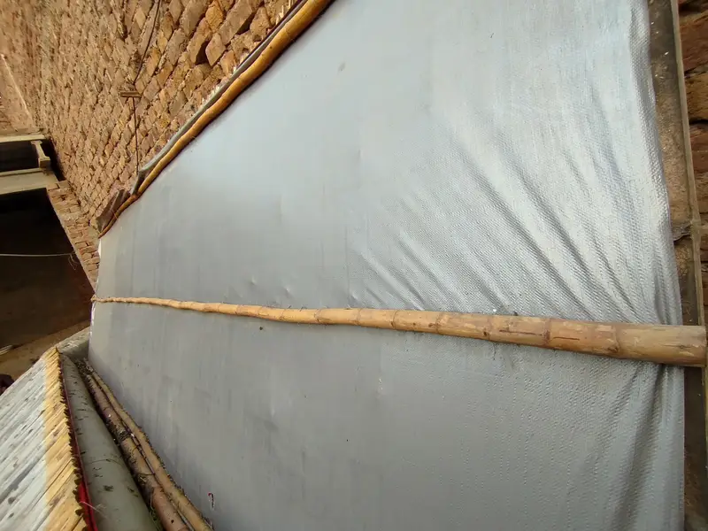 URGENT SALE bamboo shed roof 8x16 feet 2 piece double tarpal — photo 3