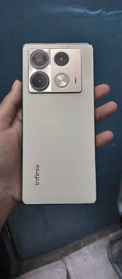 Infinix note 40 urgent sell