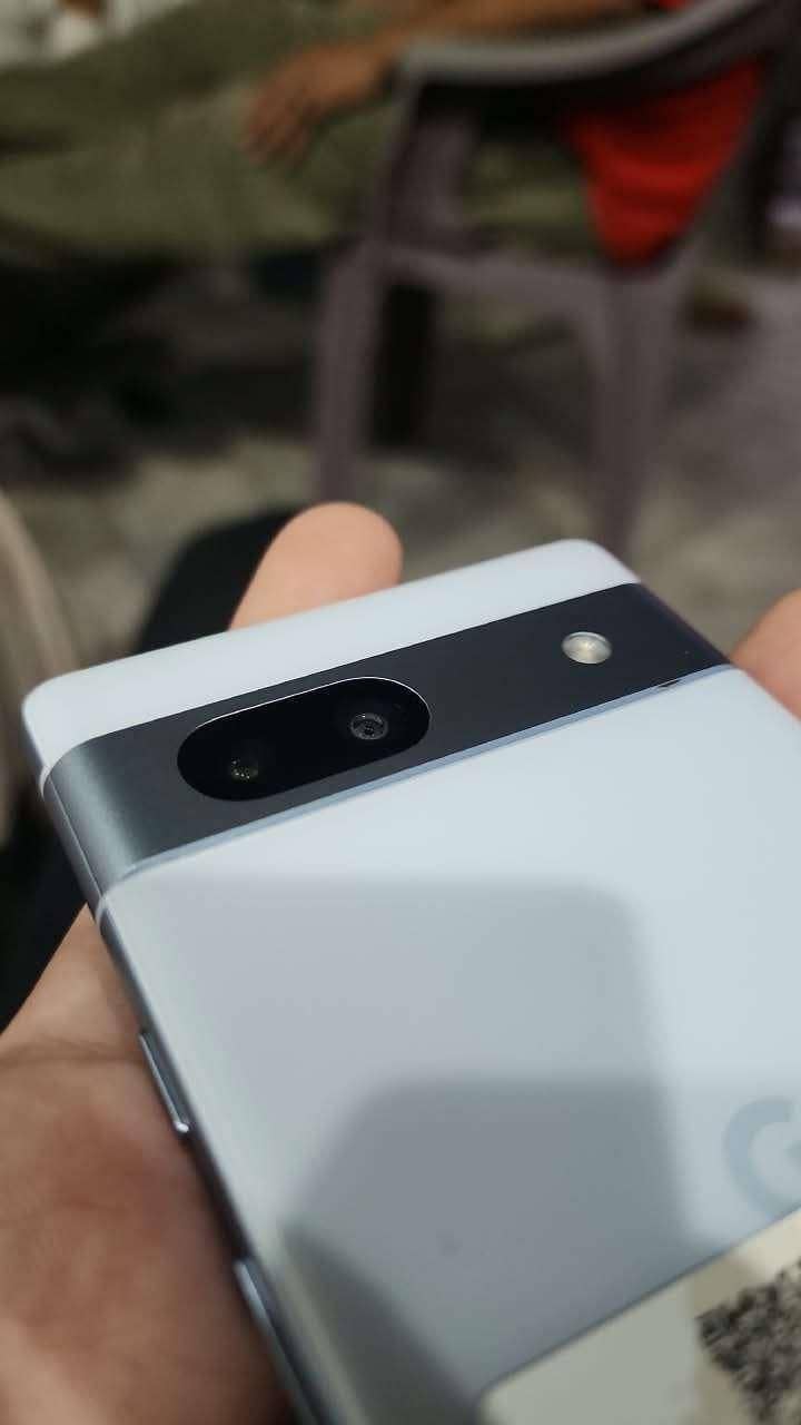 Google Pixel 7a 0