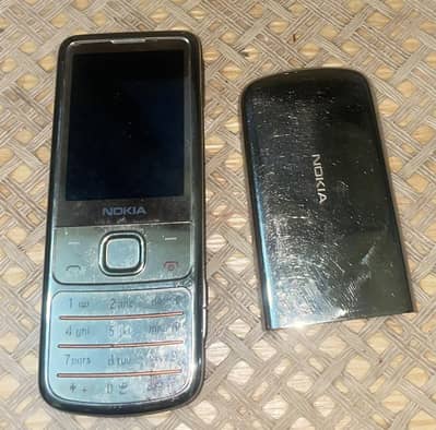 Nokia 5700 totally genin no open  v good condition