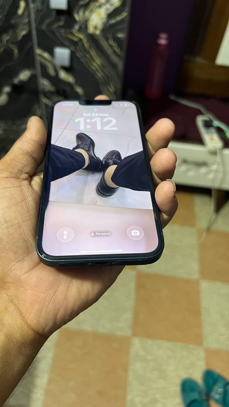 Apple iPhone 13 3