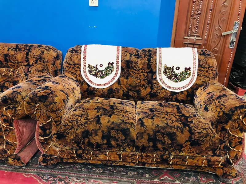 sofa set old | Chintoi Bed 5
