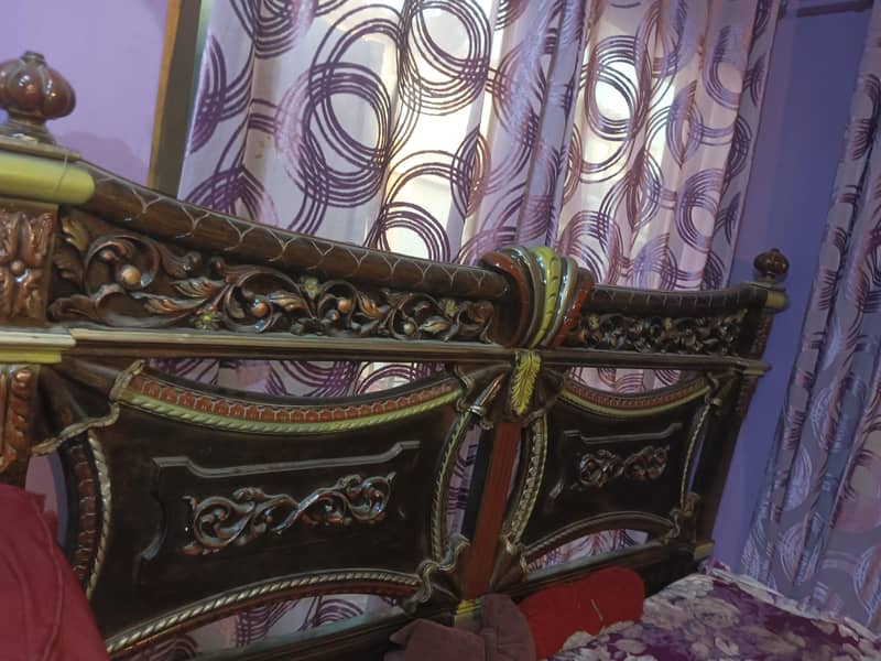 sofa set old | Chintoi Bed 8