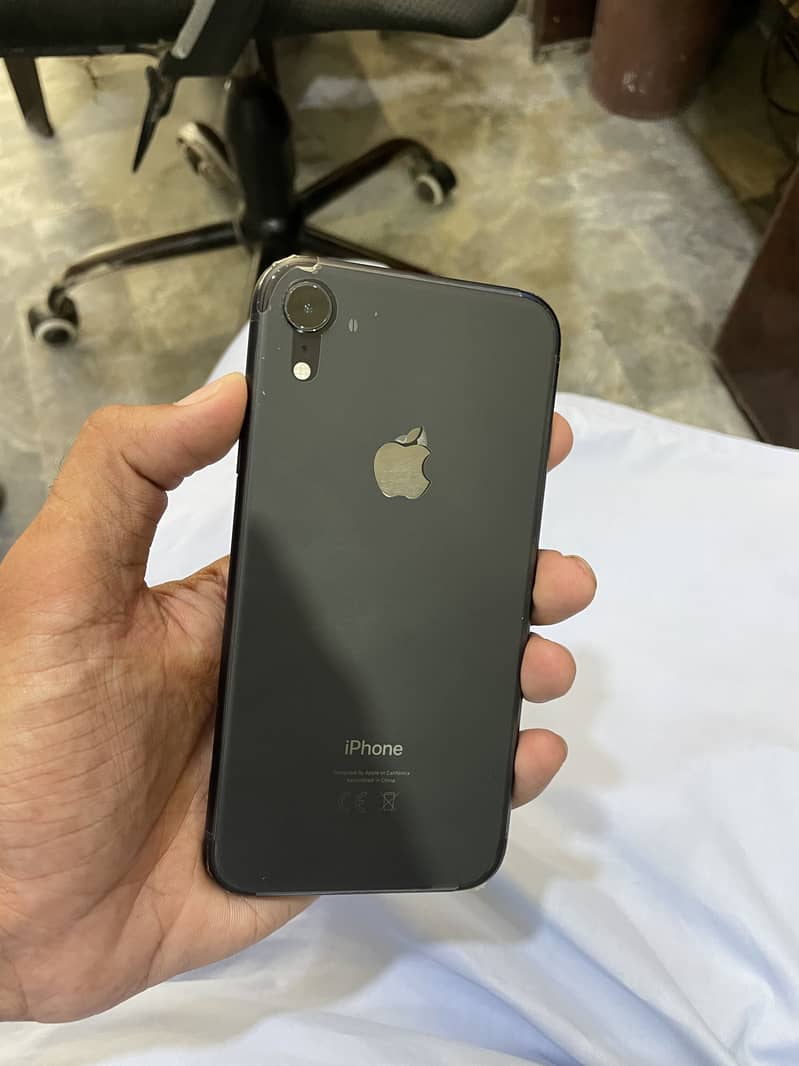Apple iPhone XR 2
