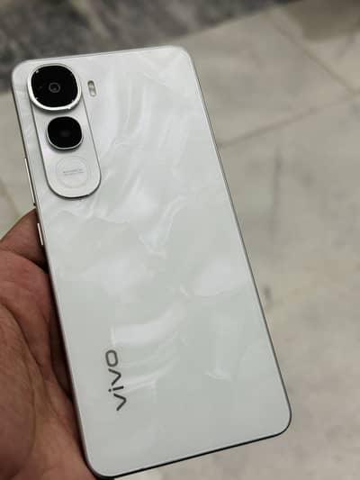 Vivo Y400