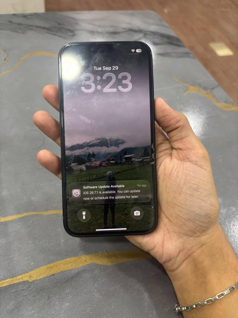 Apple iPhone 14 4
