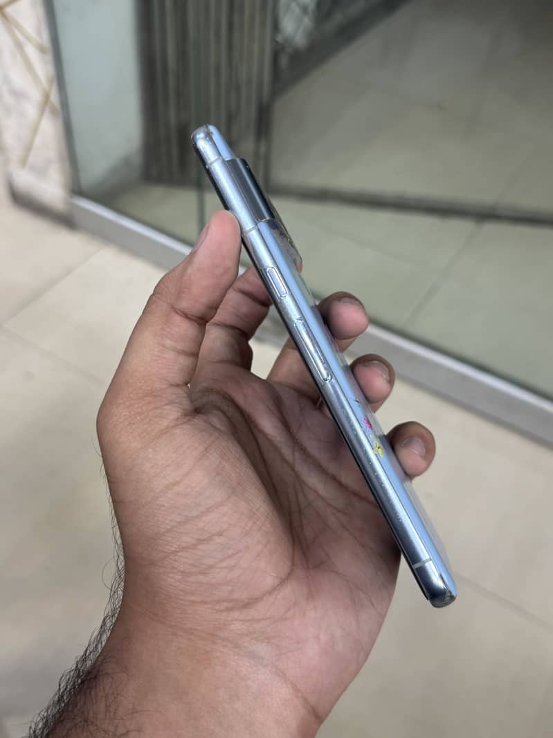 Google Pixel 8 Pro 4