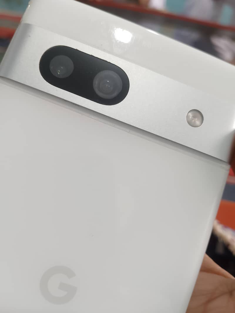 Google Pixel 7a 2