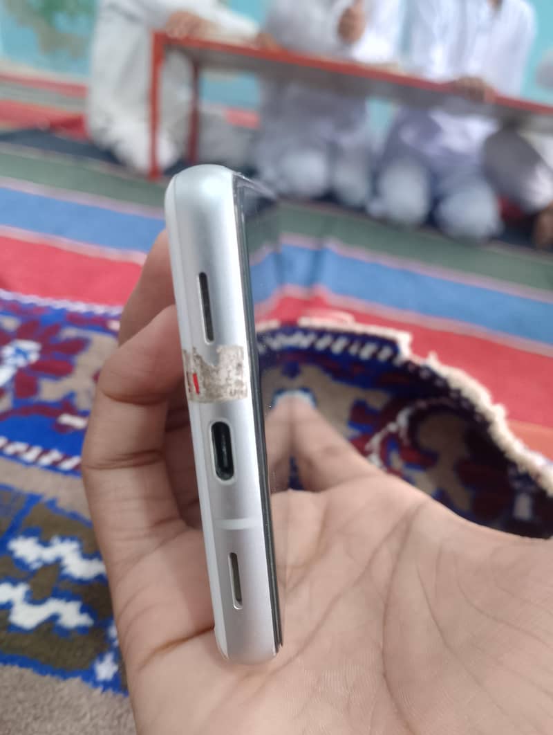 Google Pixel 7a 3
