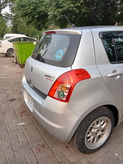 Suzuki Swift 2011