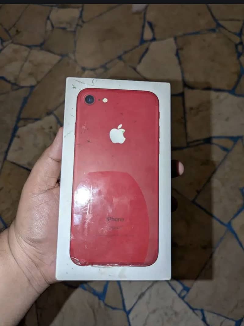 Apple iPhone 7 4
